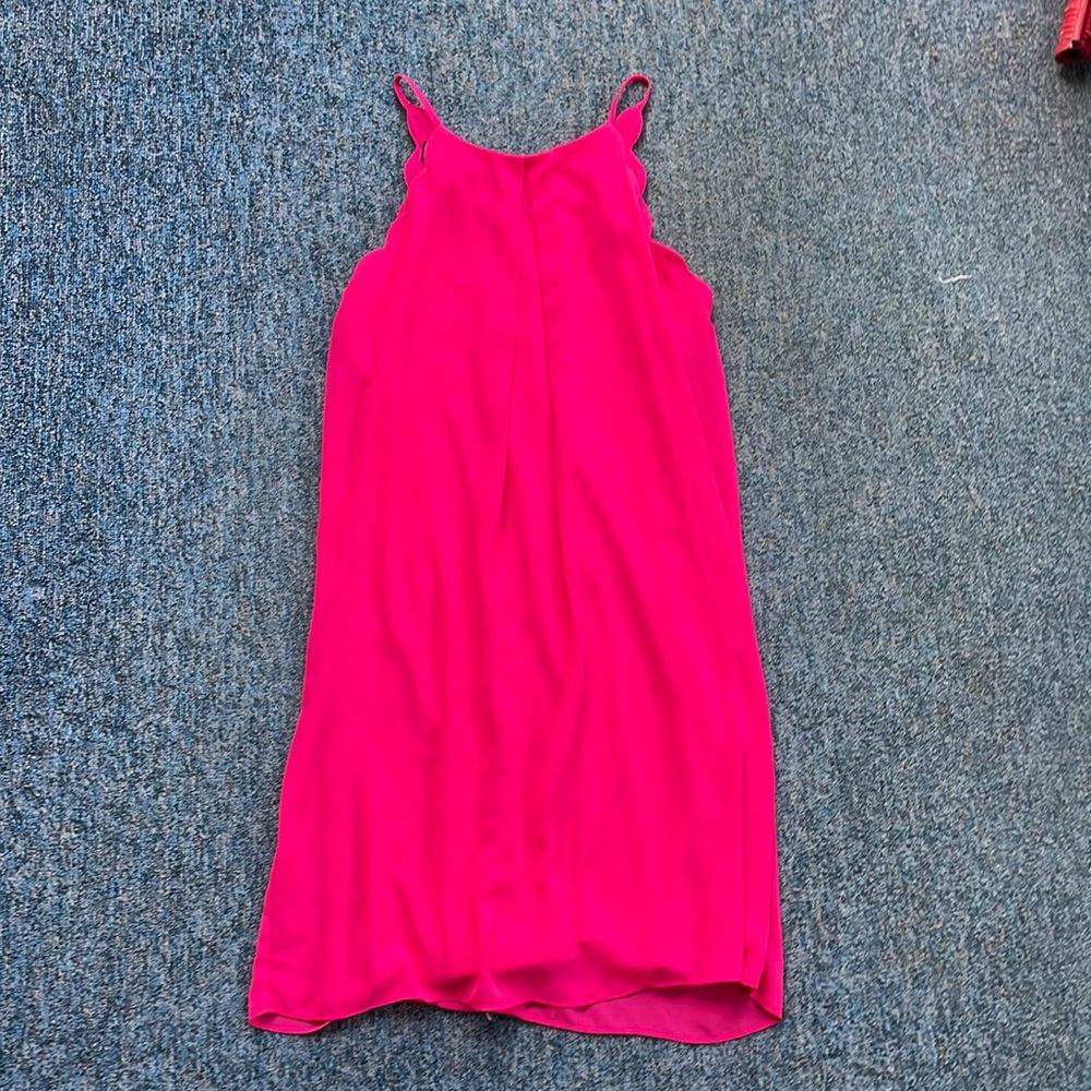 pink dress